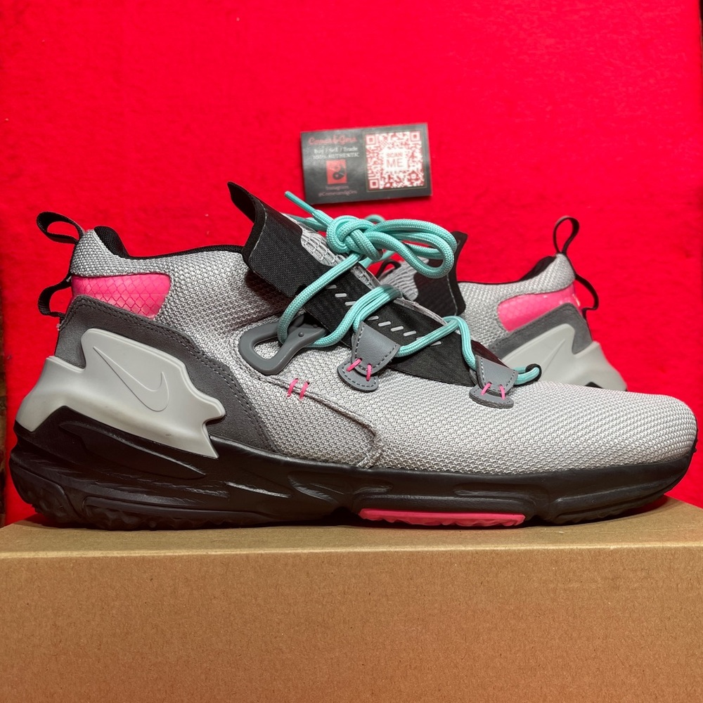 Nike Mens Zoom Moc South Beach Running Shoes Size 14 Athletic AT8695-002